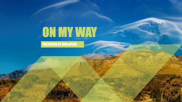 色块分割旅游风景PPT模板6