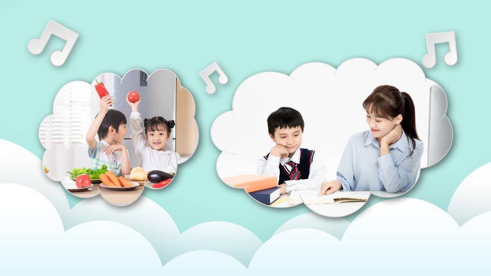 气球致童年儿童生日成长相册PPT模板1